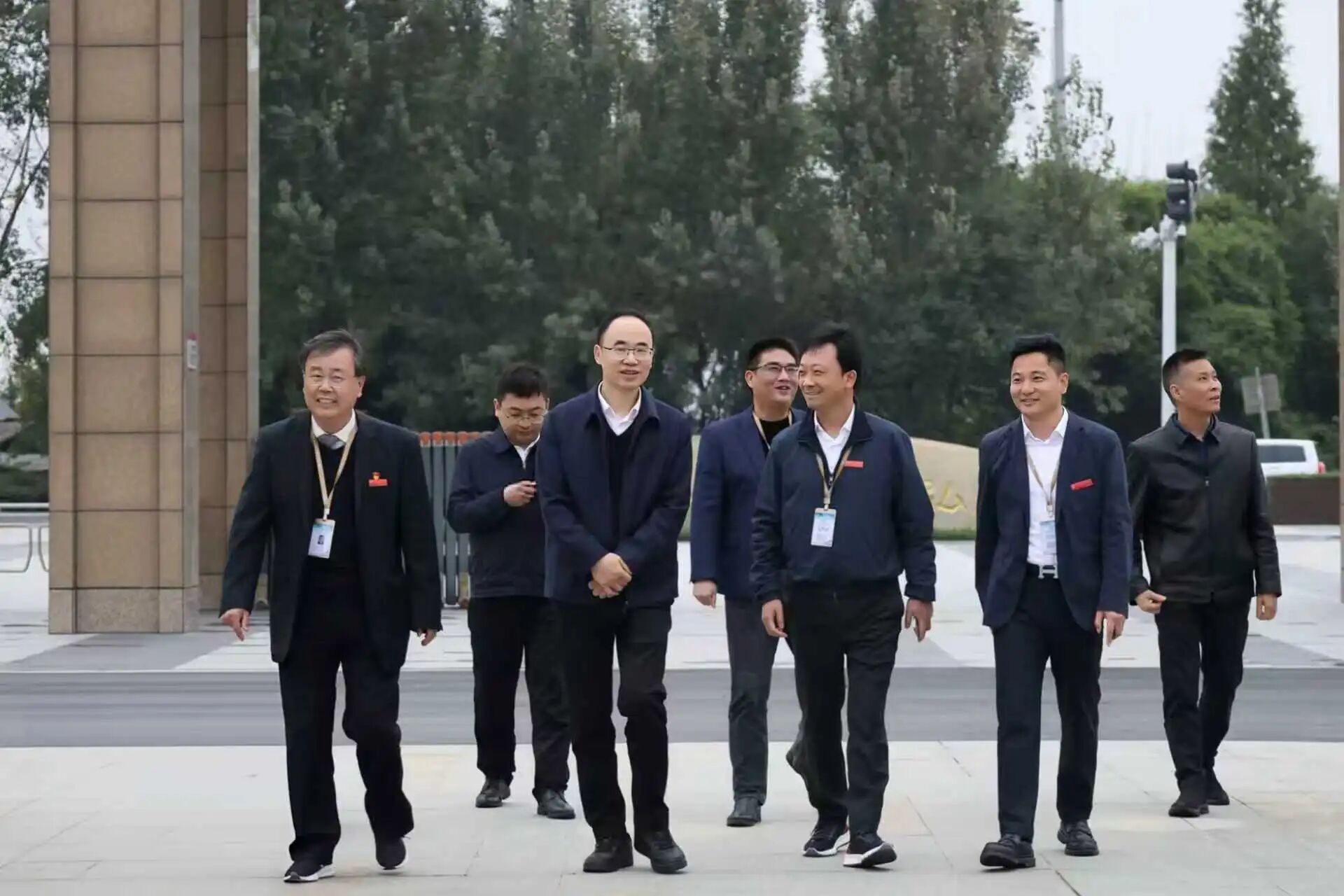 省教育厅副厅长丁念友一行莅临我校调研指导